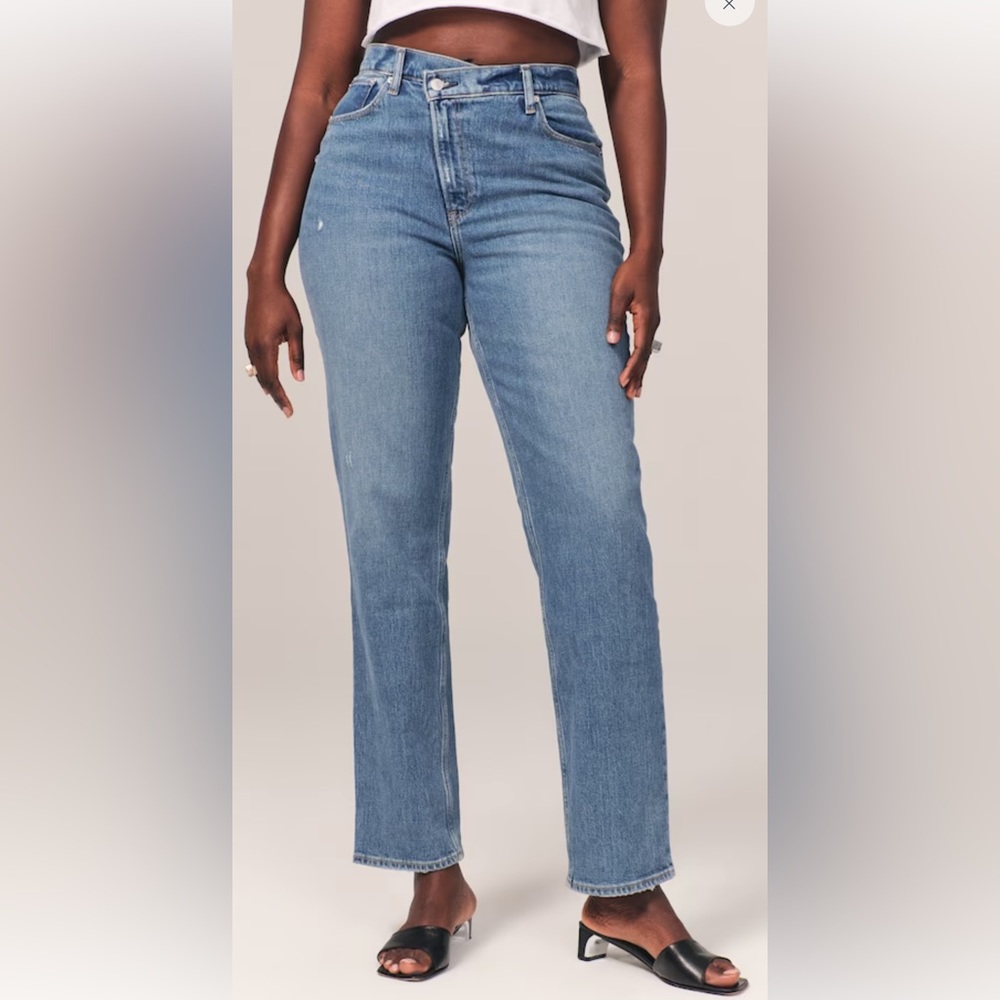 Abercrombie curve love 90’s jeans